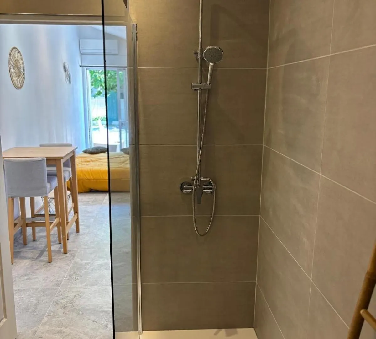 Studio L'Essentiel Istres Apartment